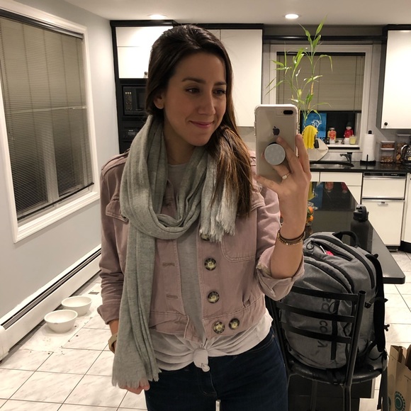 Meet your Posher, Samantha - Picture 1 of 1